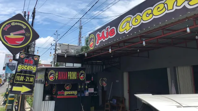 Warung Mie Goceng, Menu Rp5 Ribuan Racikan Mantan Chef Restoran Bintang 5