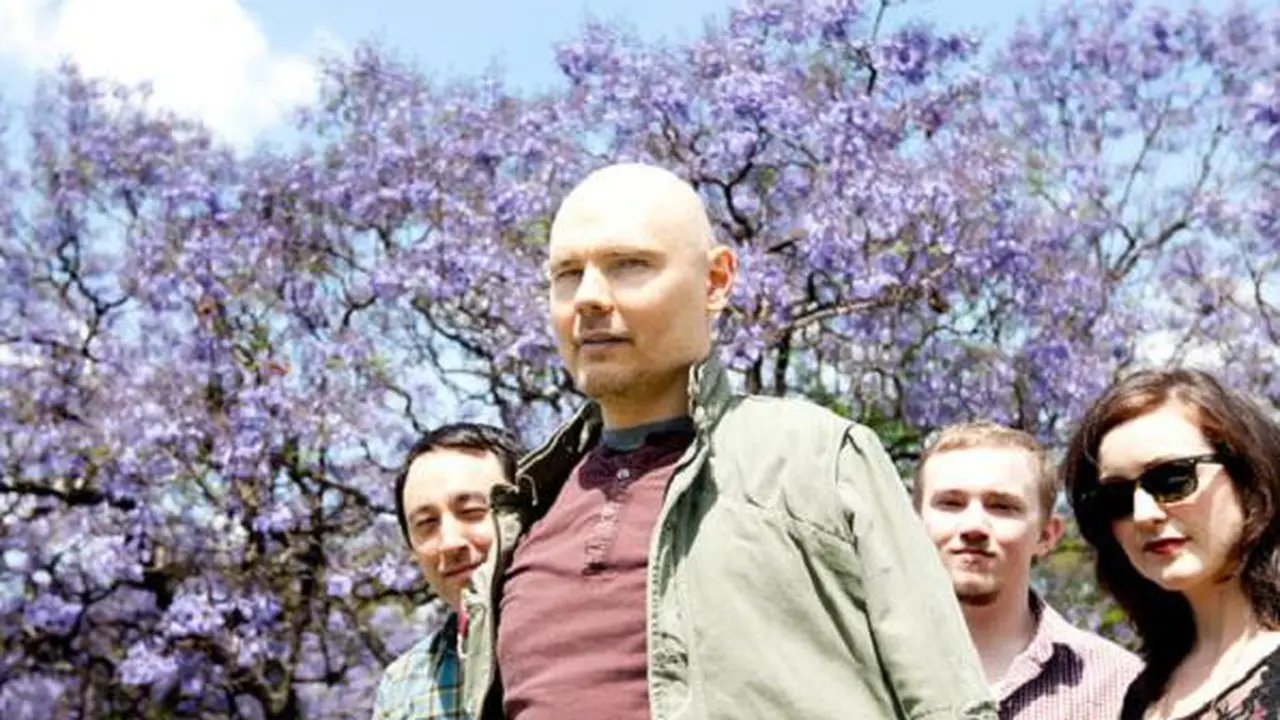 Band Rock The Smashing Pumpkins Ditinggal Drummer