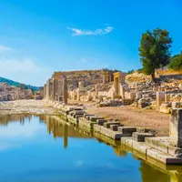 Pantai Türkiye yang memukau menjadi daya tarik tersendiri, dengan sinar matahari hangat menghadirkan pelarian damai dari rutinitas sehari-hari. (Foto: Teereth Kaur.doc)