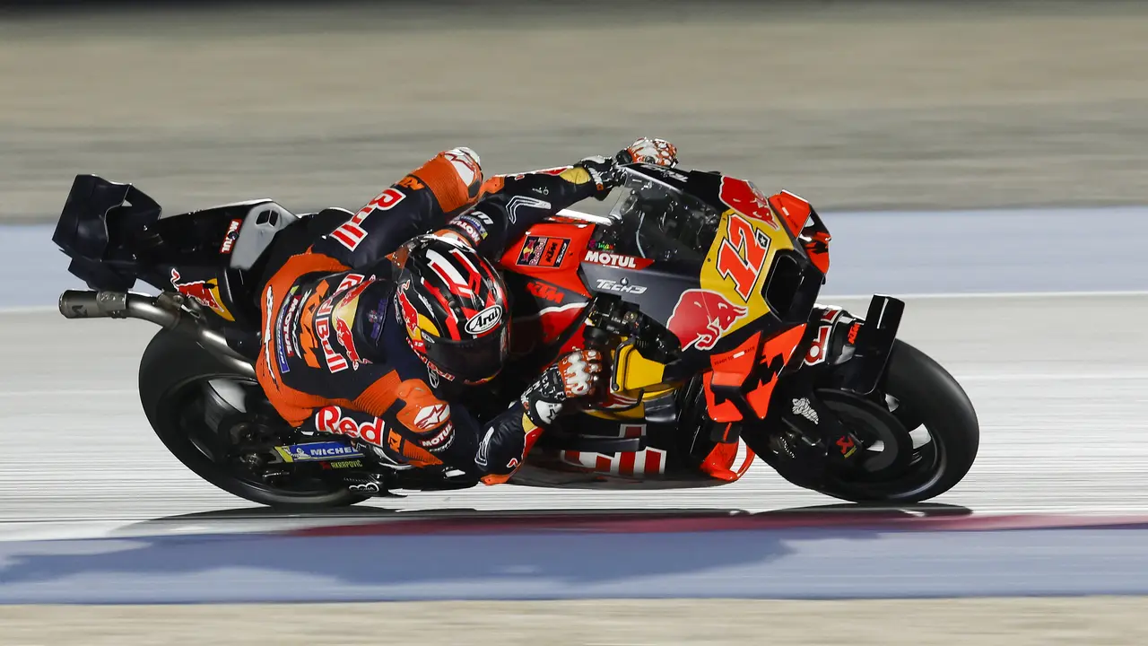 Pembalap KTM, Maverick Vinales