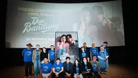 Sutradara Film Dan Bandung Ungkap Siasat Satukan Duo Introvert Shanna Shannon - Samo Rafael