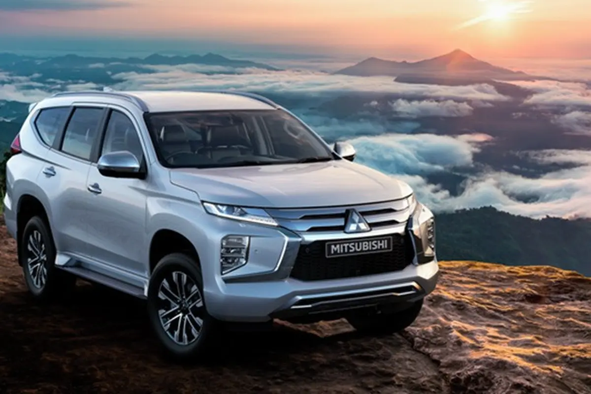 [Fimela] Mobil Mitsubishi