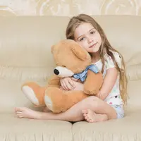 Berikut ini cara membersihkan boneka yang bisa kamu tiru di rumah (Credit: Freepik)