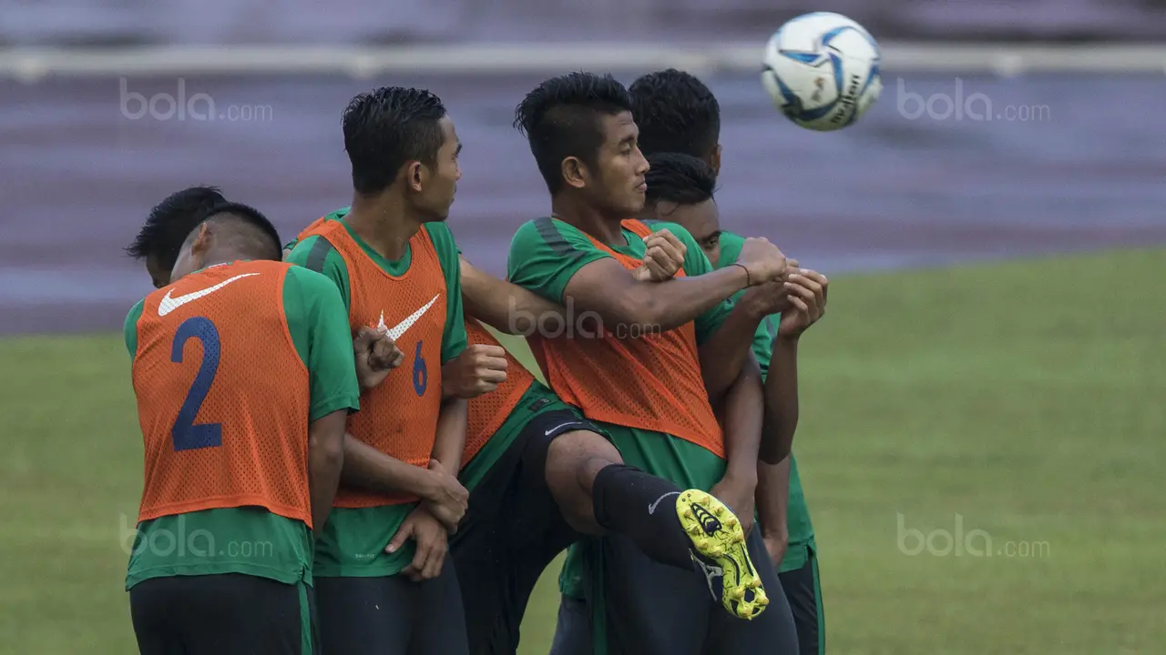 Bek Timnas Indonesia U-22, Putu Gede, wajib maksimalkan waktu istirahat pada SEA Games 2017. (Bola.com/Vitalis Yogi Trisna)