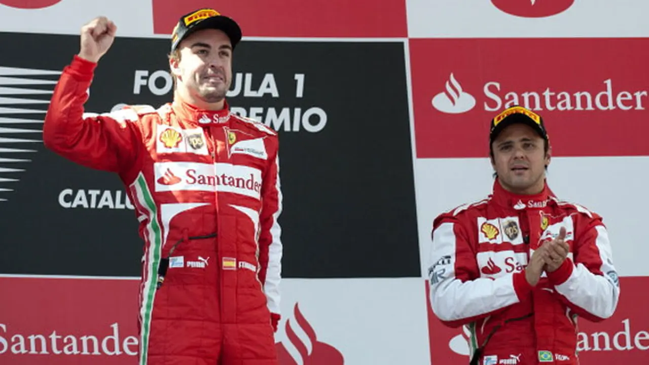 felipe-massa-fernando-alonso-130829b.jpg