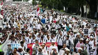 Massa Demo 2 Desember Padati Bundaran Hotel Indonesia