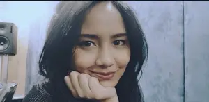 Gita Gutawa, Selebriti Sekaligus Penyanyi ini selalu mementingkan pendidikan di dalam hidupnya. kini, Gita Gutawa sudah memasukin Jenjang Pendidikan yang lebih tinggi (S2).