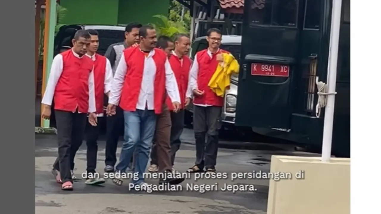 Aktivis Daniel Frits Ditahan Usai Kritik Tambang Udang di Karimunjawa, Greenpeace Desak Dibebaskan.