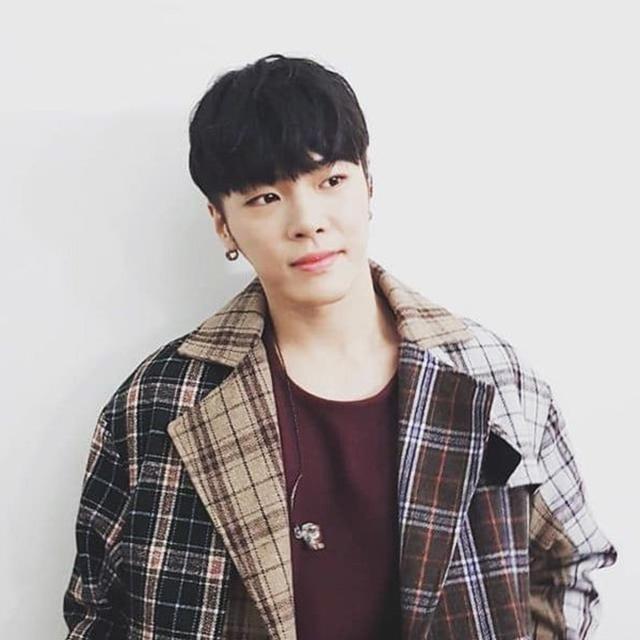 059568400_1585793915-wheesung1.jpg