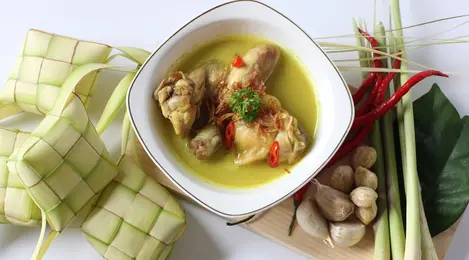 5 Resep Opor Ayam Gurih Pedas yang Bisa Dicoba di Rumah