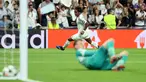 Pemain Real Madrid, Endrick mencetak gol ke gawang VfB Stuttgart pada laga Liga Champions 2024/2025 di Santiago Bernabeu, Madrid, Rabu (18/09/2024) WIB. (AFP/Thomas Coex)