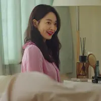 Lipstik Merah dari Brand High End Shin Min Ah di Hometown Cha Cha Cha/dok. Netflix