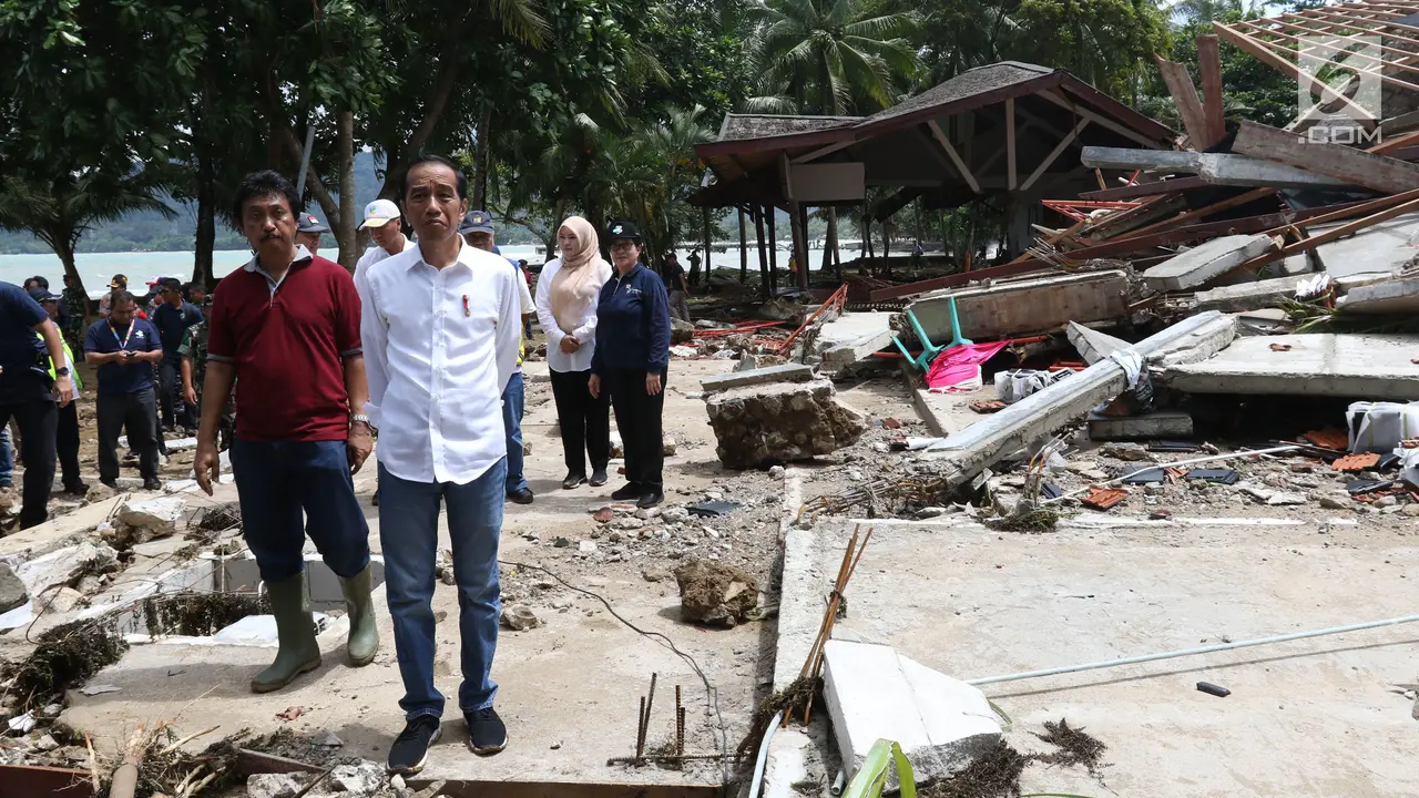 Jokowi Tinjau Lokasi Terdampak Tsunami Selat Sunda