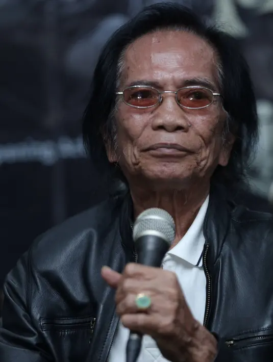 Diantara list lagu yang akan dibawakan adalah Kisah Sedih di Hari Minggu, Andaikan Kau Datang Kembali, Bis Sekolah, Buat Apa Susah, Muda Mudi, Kolam Susu, Ku Jemu, Dara Manisku, Nusantara. (Galih W. Satria/Bintang.com)