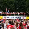 Timnas Norwegia Disambut Bak Pahlawan di Oslo: Putra Mahkota Haakon Pimpin Aksi Viking Row Bareng Suporter