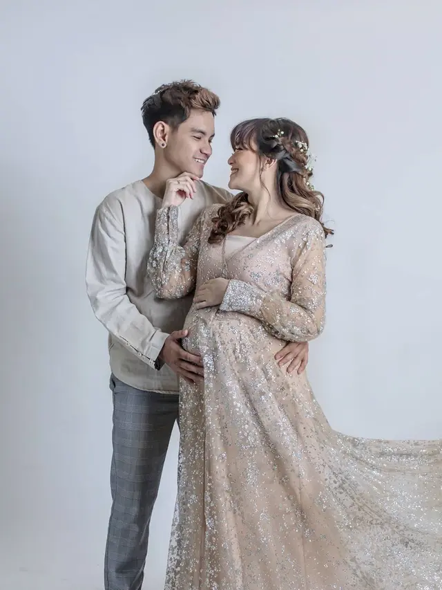 Maternity Shoot Nessa Alvyana dan Aditya Suryo. (Sumber: Instagram/maidaphoto)
