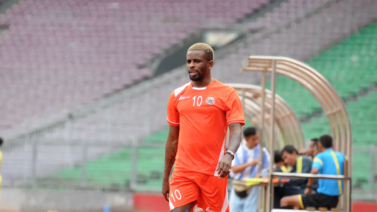 Greg Nwokolo