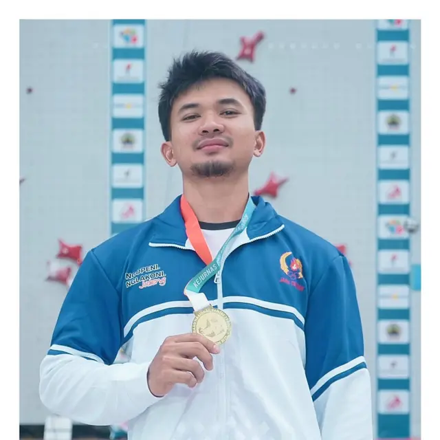 Aditya Tri Syahria