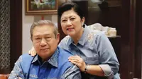 Kemesraan SBY dan Ani Yudhoyono (Dok.Instagram/@aniyudhoyono/https://www.instagram.com/p/Bl4va8sFx5-/Komarudin)