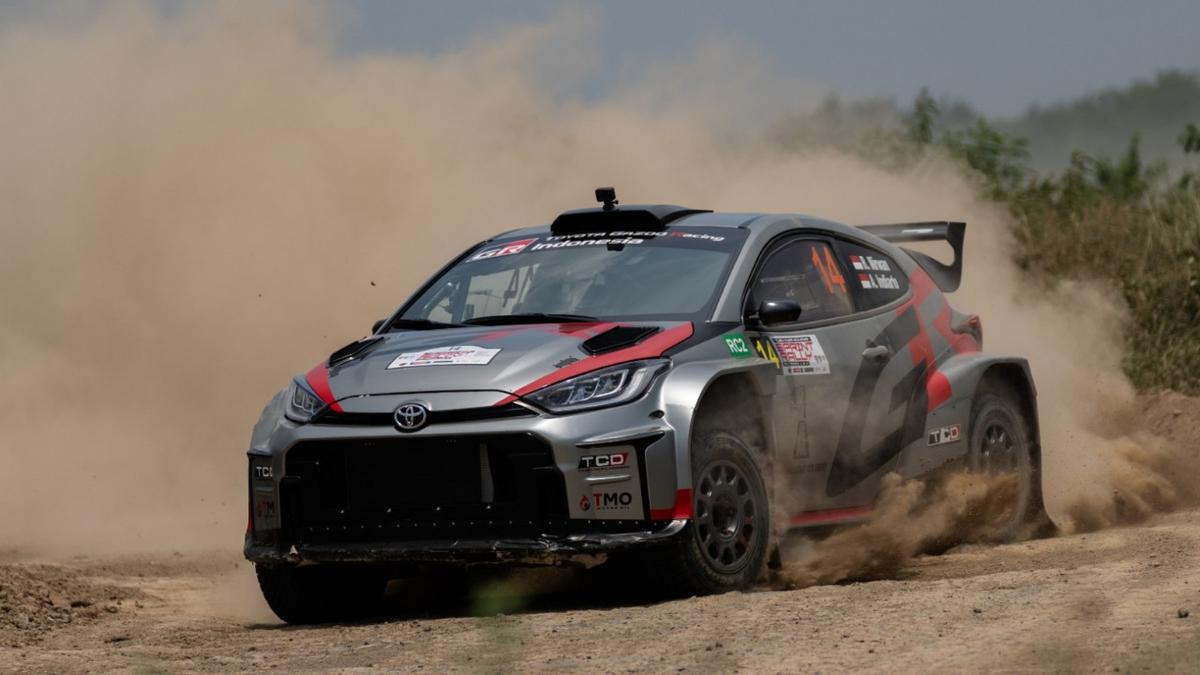 Sapu Bersih Lima Seri, Ryan Nirwan dan TGRI Tampil Digdaya di Sprint Rally 2025