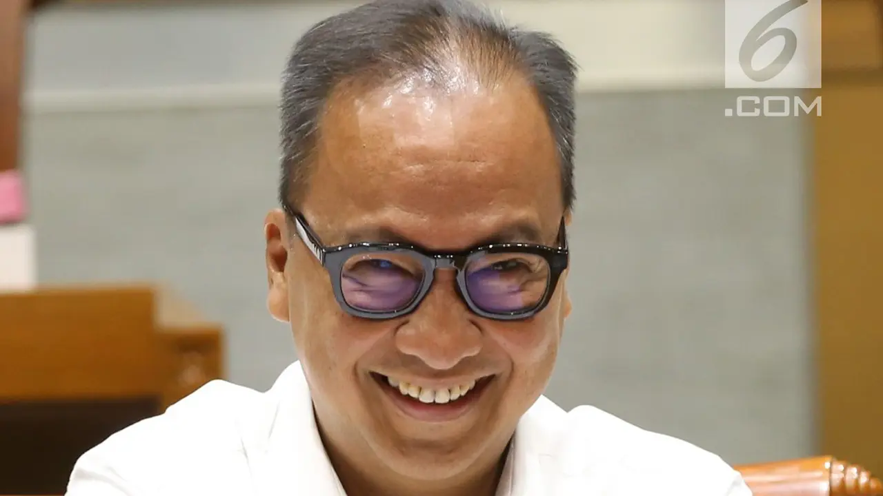 Bahas PKH, Mensos Agus Gumiwang Raker Dengan Komisi VIII DPR