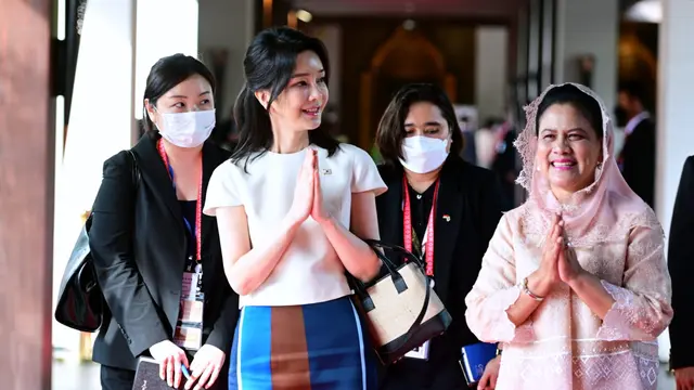 Iriana Jokowi dan Ibu Negara Korea Selatan