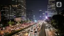 Ribuan kendaraan terjebak kemacetan di ruas Jalan Gatot Subroto dan Tol Dalam Kota di Jakarta, Jumat (20/1/2023). Menjelang libur panjang akhir pekan dan tahun baru Imlek sejumlah ruas jalan Ibu Kota terutama yang mengarah keluar kota dipadati kendaraan. (Liputan6.com/Faizal Fanani)