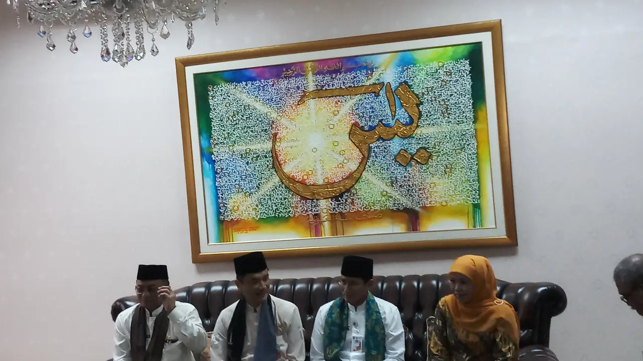 Wakil Gubernur DKI Sandiaga Uno bertemu Mensos Khofifah