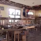 Ratusan siswa di SDN Bungurjaya 1 Subang selama ini dilanda kecemasan saat bersekolah di bangunan yang rusak. (Liputan6.com/Abramena)