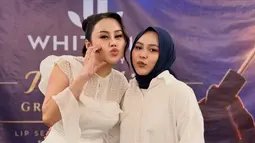 Selfi Yamma Ciptakan Lagu Untuk Rani Zamala