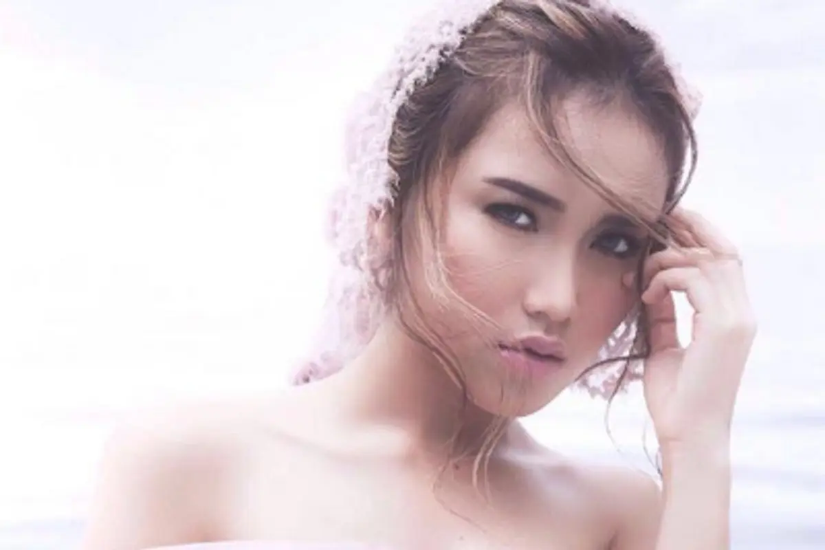 [Bintang] Ayu Ting Ting