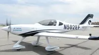 Pesawat terbang listrik eFlyer  (Autoevolution)