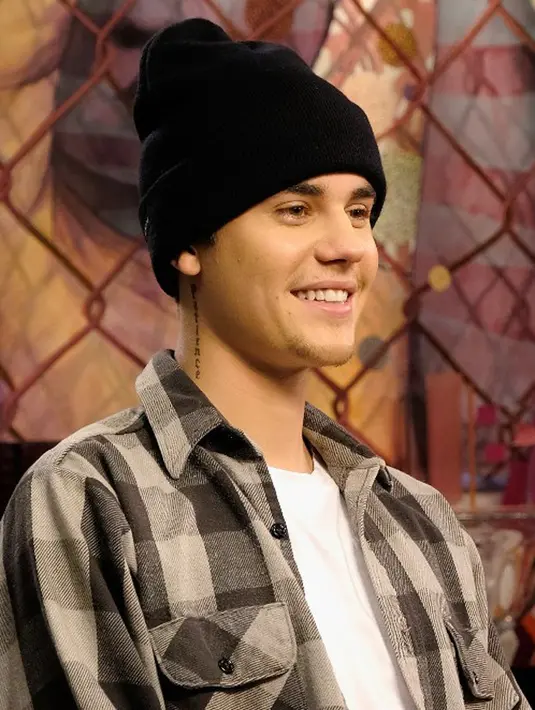 Bukan yang pertama kali bagi Justin Bieber berurusan dengan kepolisian dalam hal melanggar peraturan lalu lintas. Tahun 2014 lalu, ia juga ditangkap lantern mengemudi dengan SIM yang tidak berlaku. (AFP/LARRY BUSACCA)