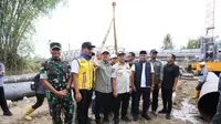 Mendagri Tito Karnavian Tinjau Proyek Jembatan Krueng Tingkeum, Progres 18 Persen dan Selesai Juli 2026