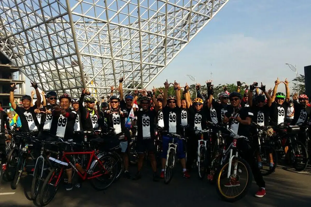 [Bintang] Komunitas Sepeda