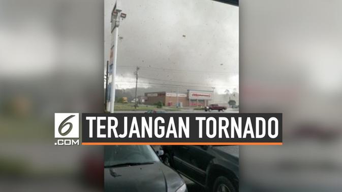 VIDEO: Penampakan Tornado Terjang Indiana