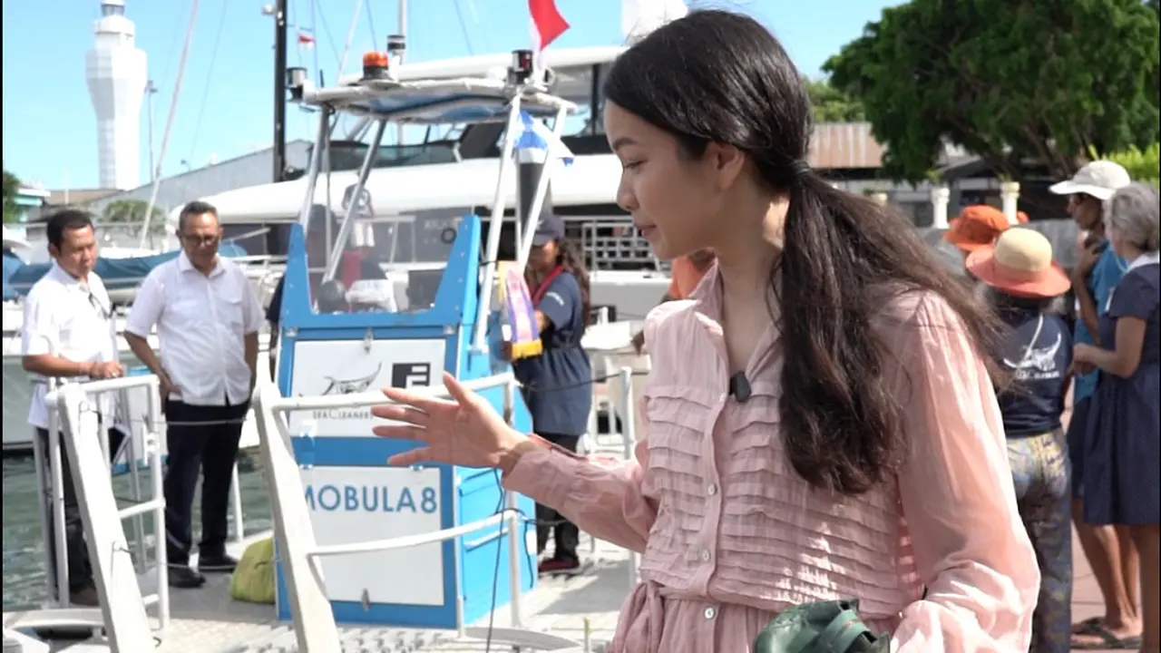 Finalis Miss Indonesia 2006 Marsha Siagian merasa senang dengan peluncuran Mobula 8.