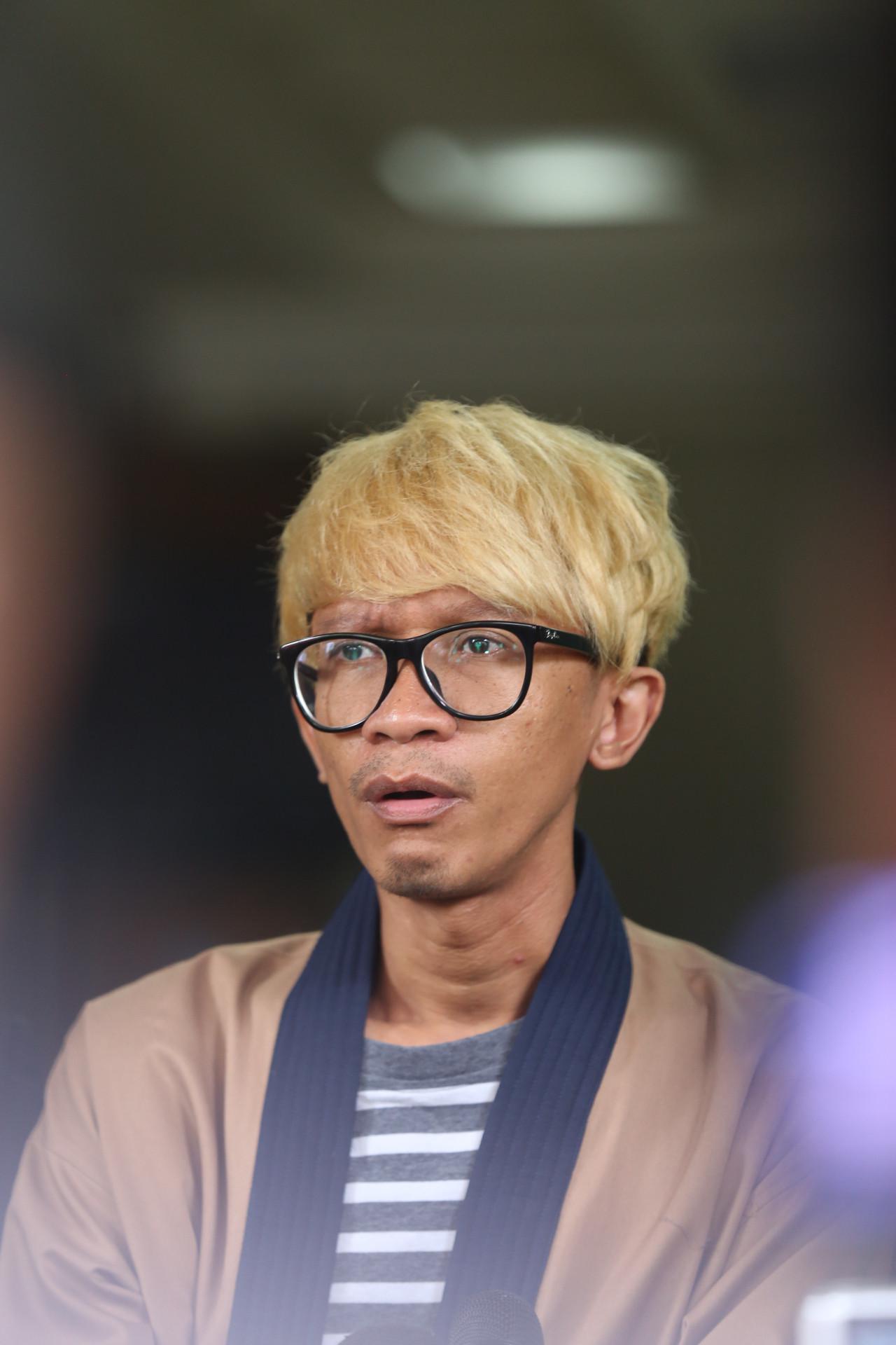Proses Cerai, Aming Kurangi Stres dengan Main Film Ngawur - News
