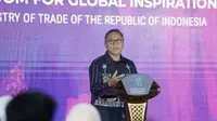 Menteri Perdagangan Zulkifli Hasan pada acara Road to Jakarta Muslim Fashion Week (JMFW) 2023, Fashion Show & Dialog bertajuk "From Local Wisdom to Global Inspiration" yang berlangsung di Kantor Kementerian Perdagangan hari ini, Selasa (23/8/2022).