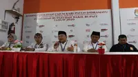 Toto Sucarnoto saat memberi keterangan pers kesiapannya maju pada Pilkada Indramayu jalur perseorangan. Foto diambil sebelum pandemi covid-19. Foto (Istimewa)