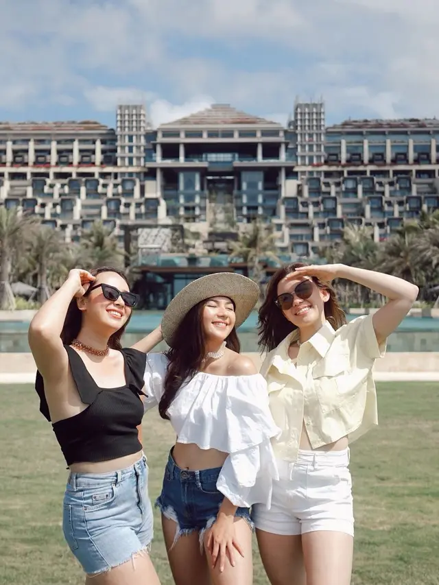 7 Momen Liburan Bareng Jessica Milla, Pamela Bowie dan Michelle Joan di Bali