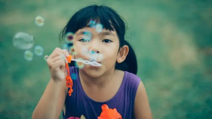 Mengasuh anak/copyright pexels.com