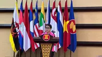 Menteri Luar Negeri RI Retno Marsudi dalam acara ASEAN Media Forum ke-7 di Kantor Sekretariat ASEAN, Jakarta, Selasa (31/10/2023). (Liputan6/Benedikta Miranti)