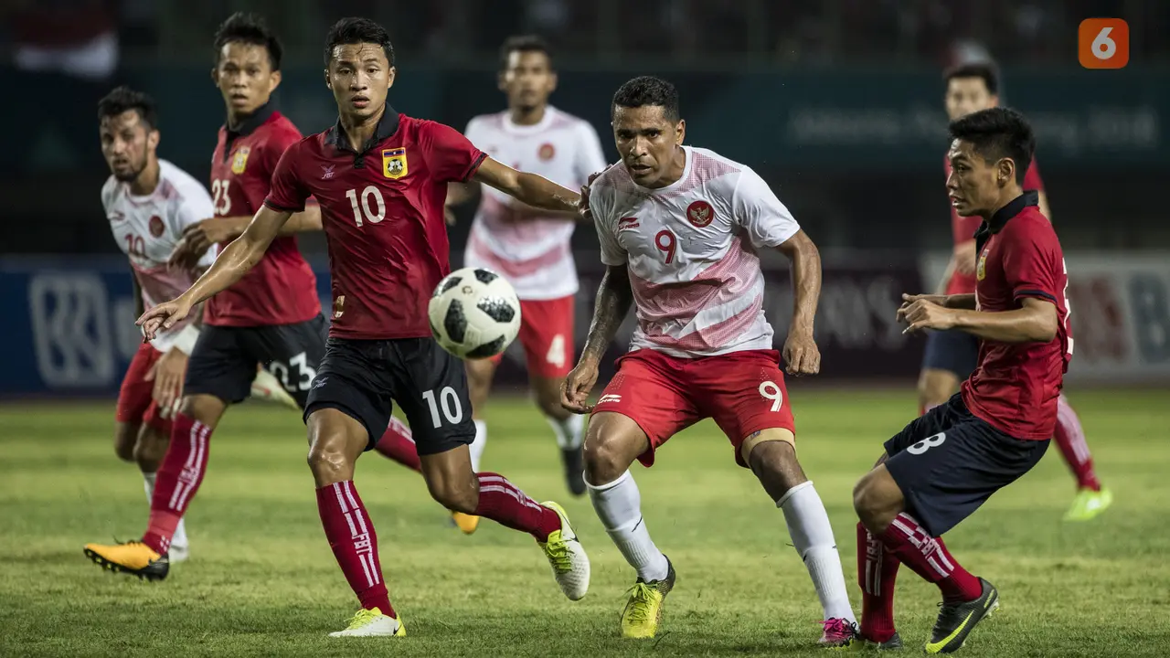 Sepak Bola : Indonesia Vs Laos