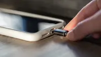 Port USB-C HP Rusak? Coba Lakukan Ini Sebelum Diservis
