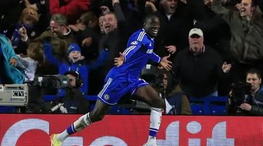 Chelsea vs Paris 2-0 (ADRIAN DENNIS / AFP )