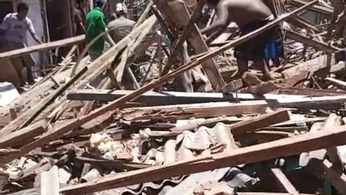 Kesaksian Warga di Lokasi Ledakan Petasan Situbondo: Kaget Suara Ledakan, Lihat Rumah Sudah Ambruk