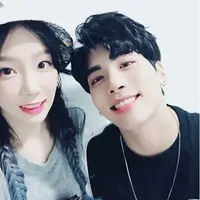 Janji itu tampaknya membuat para penggemarnya lega, lantaran mereka khawatir dengan Taeyeon setelah meninggalnya JOnghyun SHINee. (foto: allkpop.com)