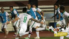 Gelandang Timnas Indonesia, Stefano Lilipaly, berlari mengejar rekan-rekannya usai mencetak gol ke gawang Singapura pada laga Piala AFF 2016 di Filipina, Jumat (25/11/2016). (Bola.com/Nicklas Hanoatubun)