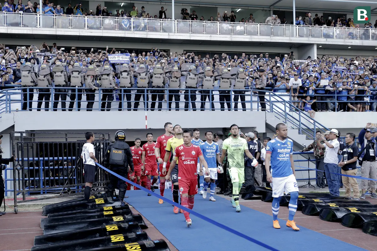 Liga 1 Indonesia 2018 : Persib Bandung Vs Persija Jakarta